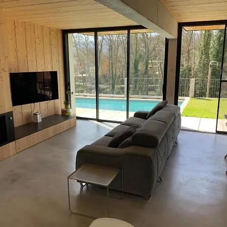 וילה Casa De Tartera